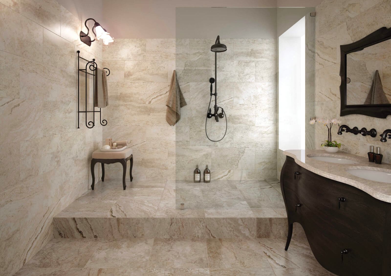 Classic bathroom with light stone-look tile backsplash

