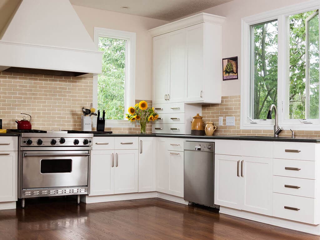 shaker-style cabinets for a traditional kitchen