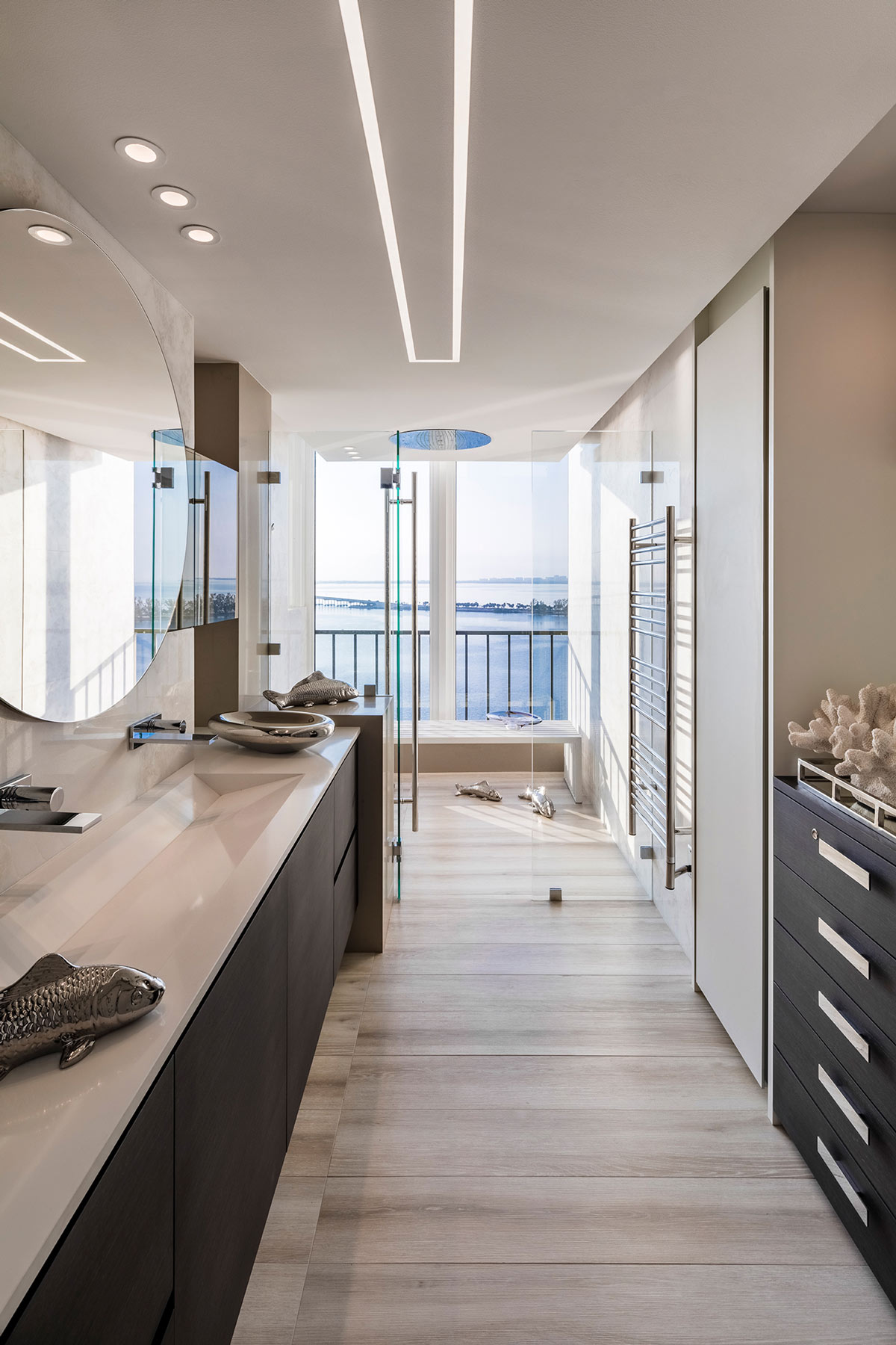 Brickell-Penthouse-side-image