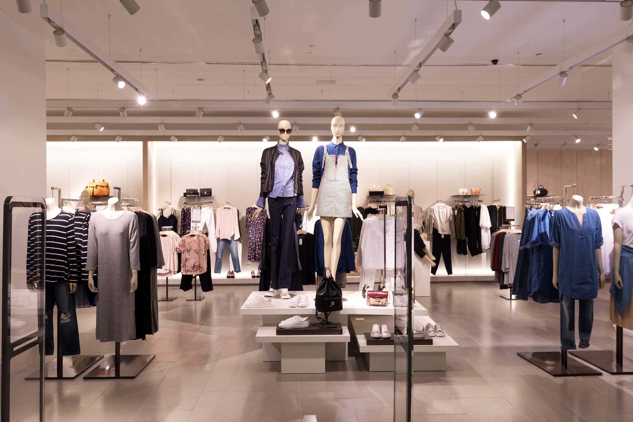 flooring-for-retail-stores-ceramic-tile-fashion-boutique