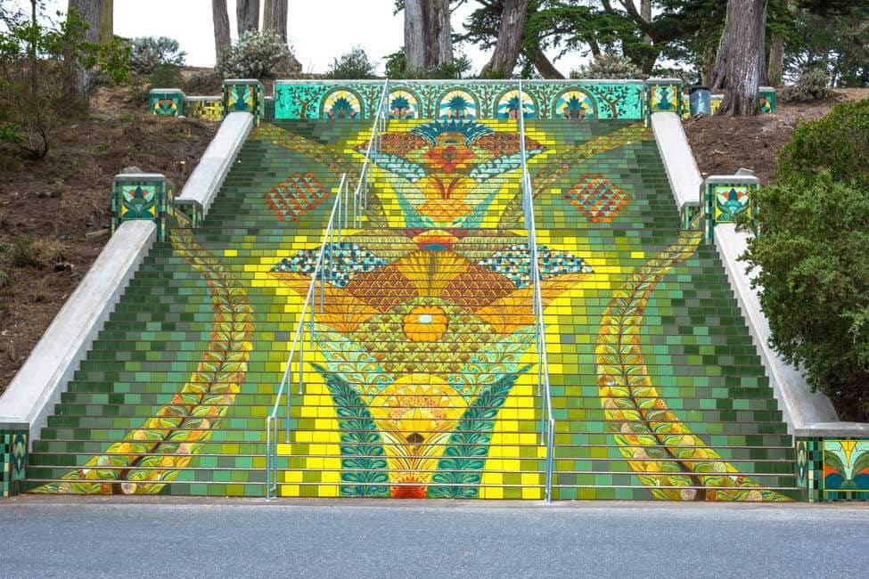 lincolnparksteps-975×650-30